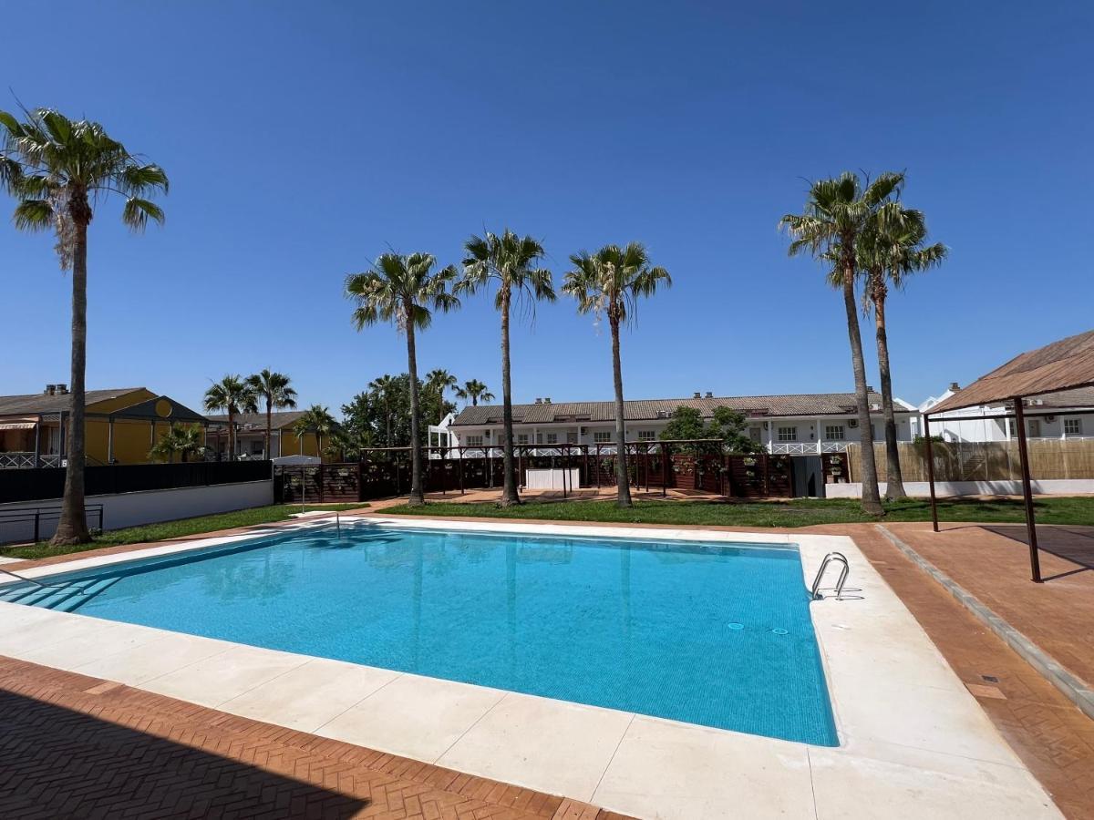 Hotel Jm Jardin De La Reina Guillena Kültér fotó